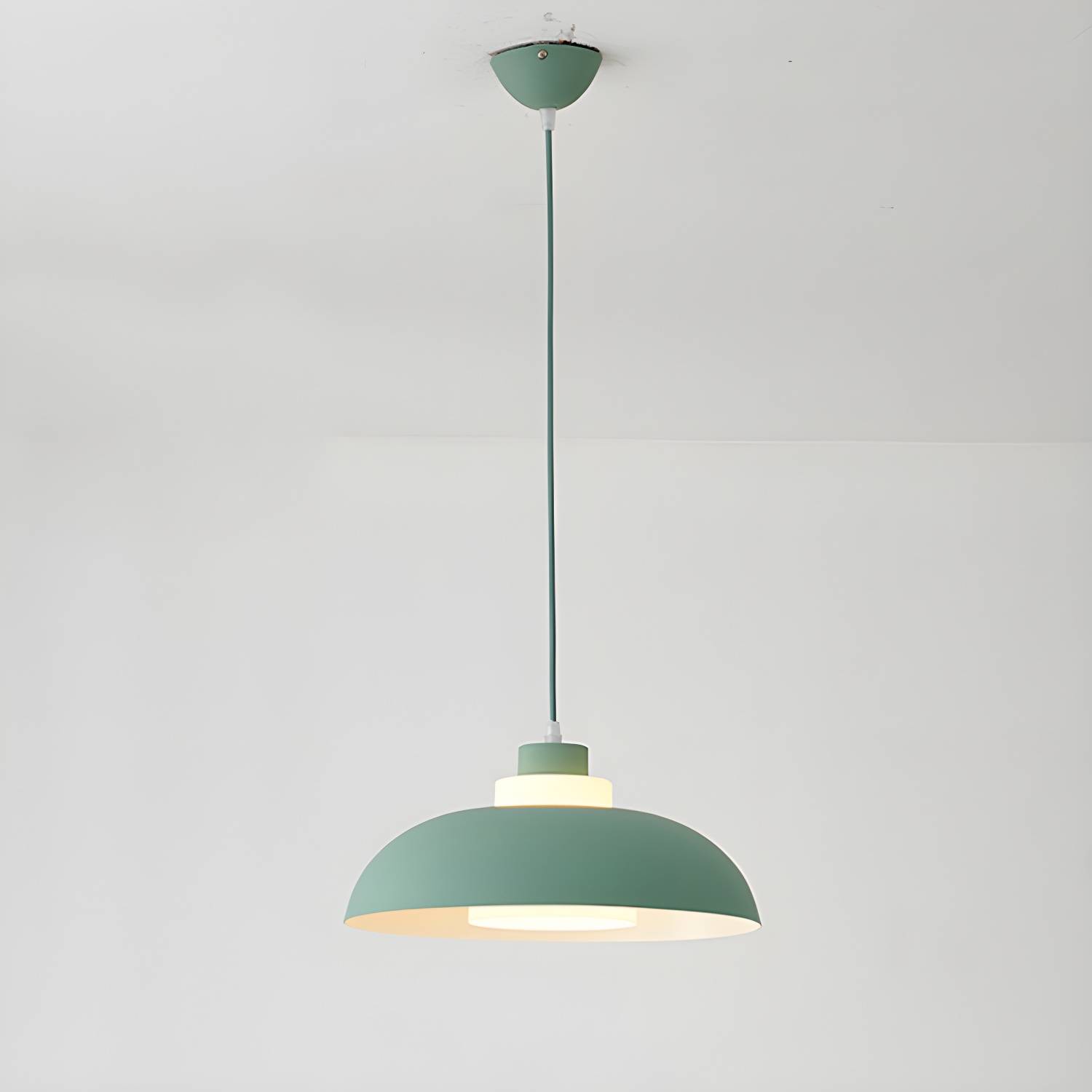 Imported image aae6ec99c5a2 2460853.jpg