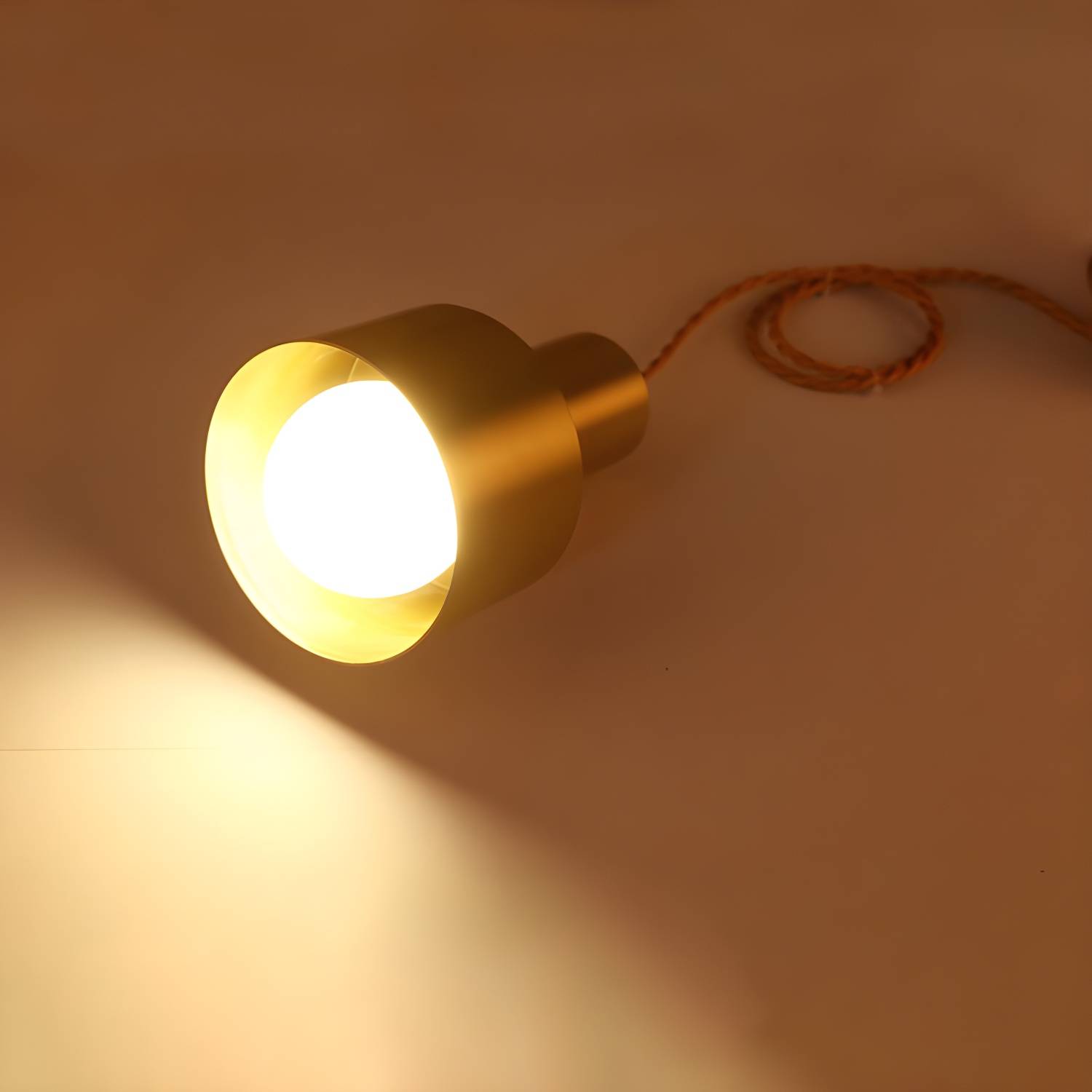 Imported image 1d8c2f70035b 2744590.jpg
