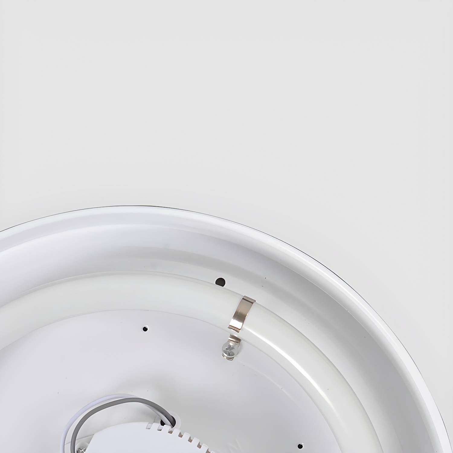 Imported image 8cf943eb18a7 3241174.jpg