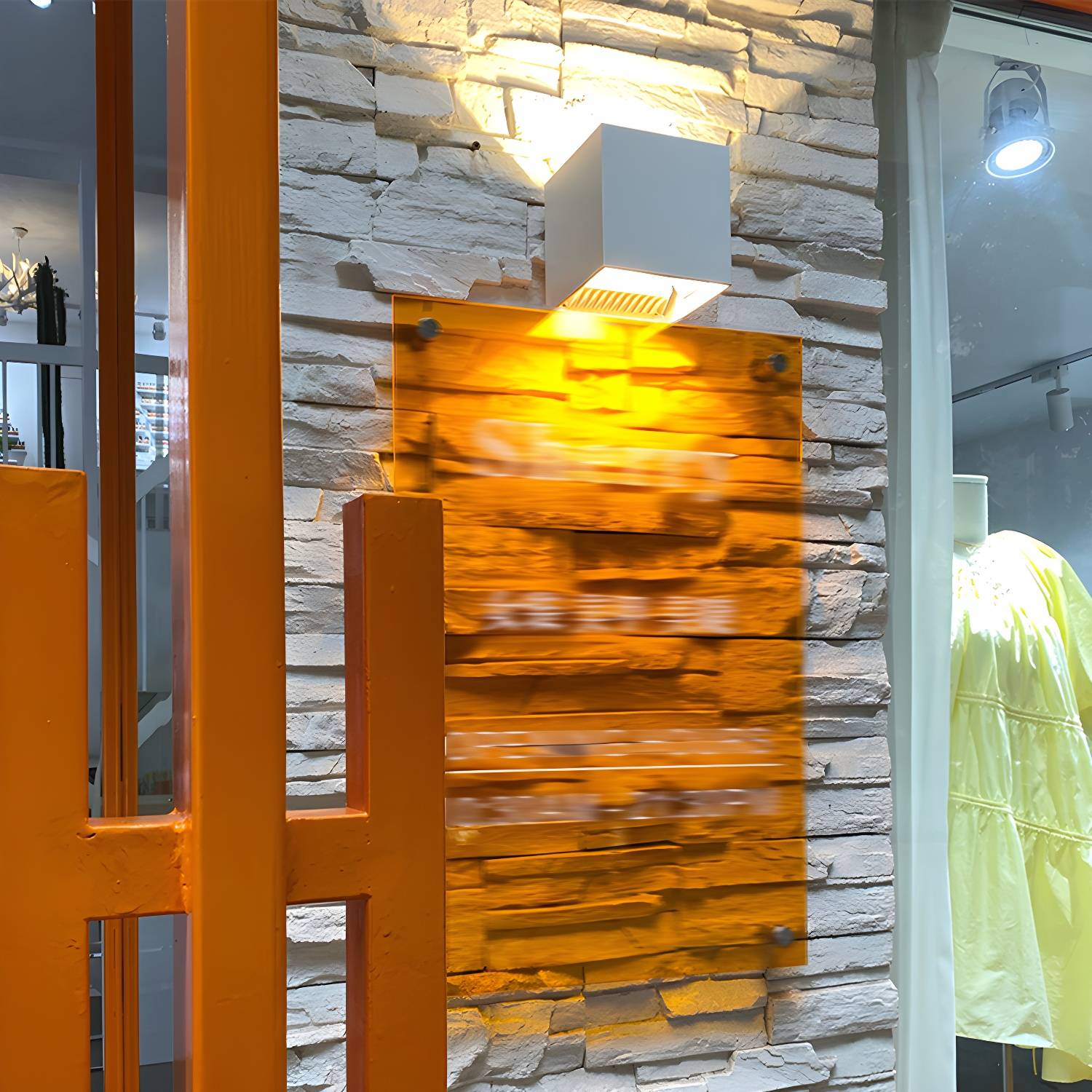 Imported image c49b674dec8a 3297431.jpg
