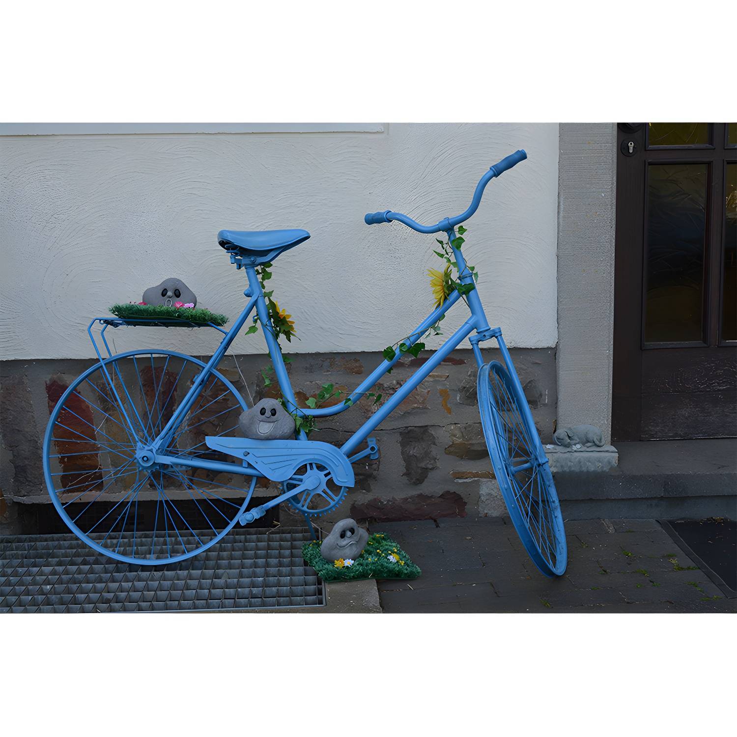 Imported image 80e8b88913ce 3335359.jpg