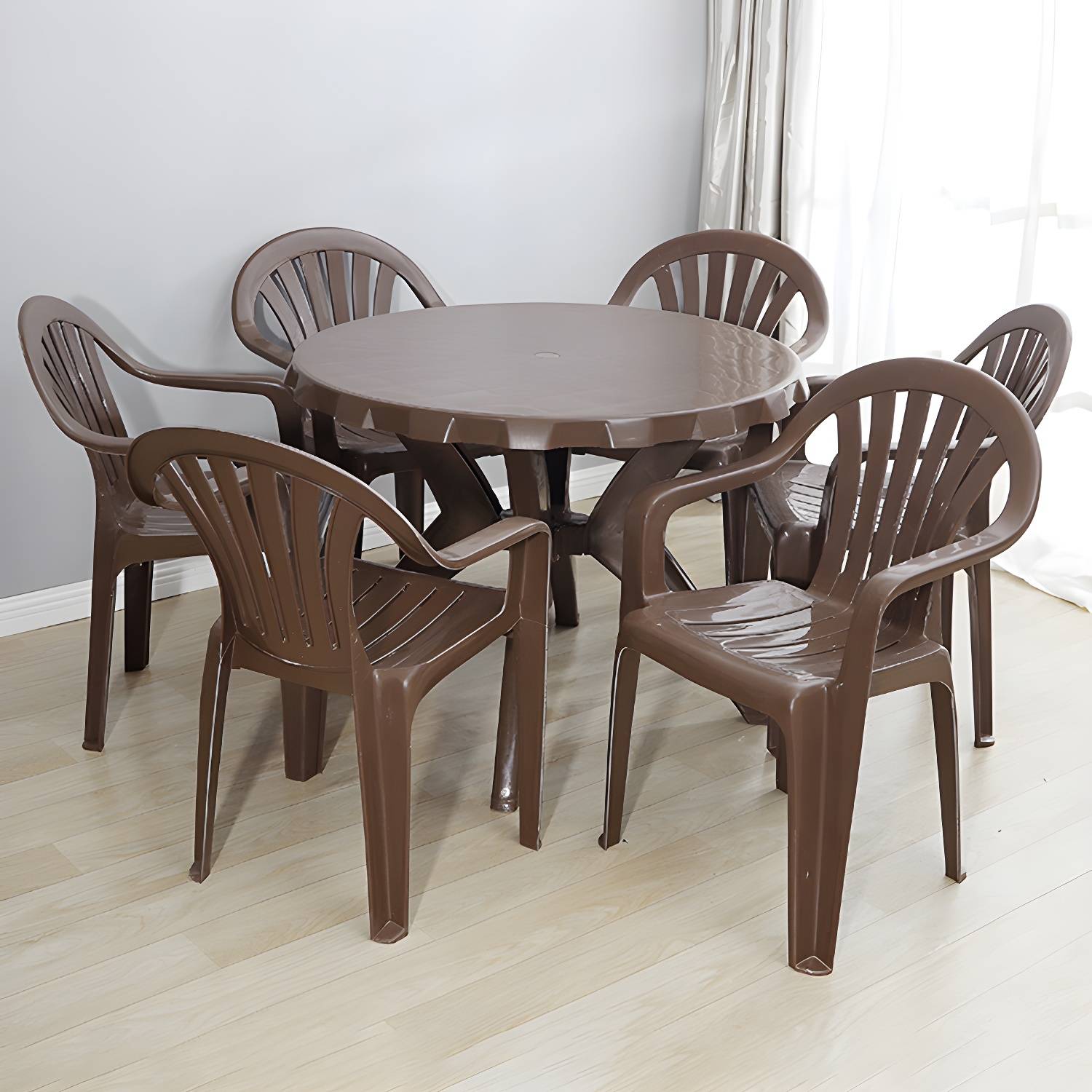 Imported image d24fb7b41a85 4141010.jpg