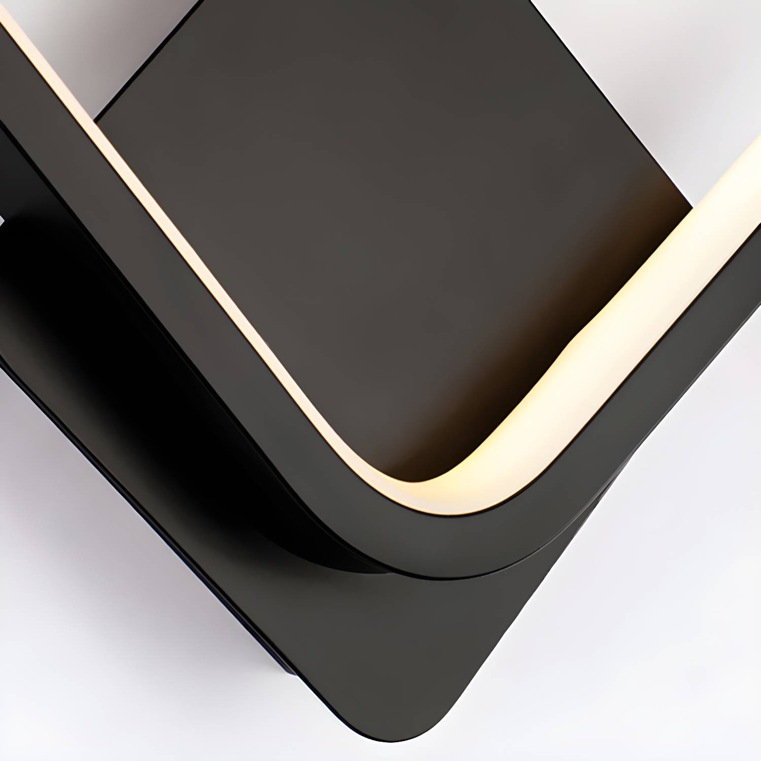 Imported image 8e8f5a661050 5182496.jpg